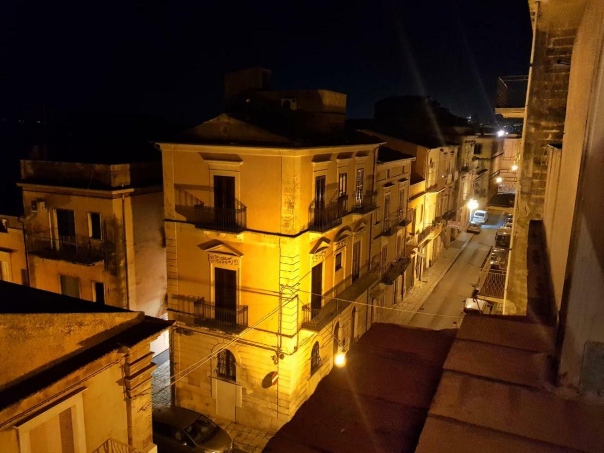 Sguardo Sul Barocco Apartment Рагуза Екстериор снимка